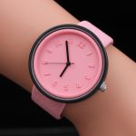 2021 Ladies Fashion Digital Scale Wrist Watches Women Simple Quartz Watch Dress With Canvas Belt relojes de mujer de moda
